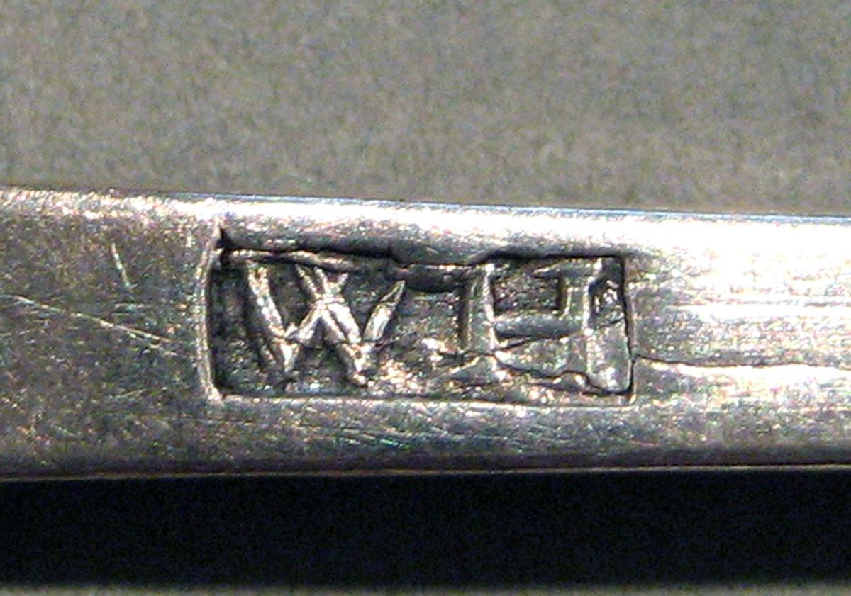 1998.0004.533 Silver Spoon mark