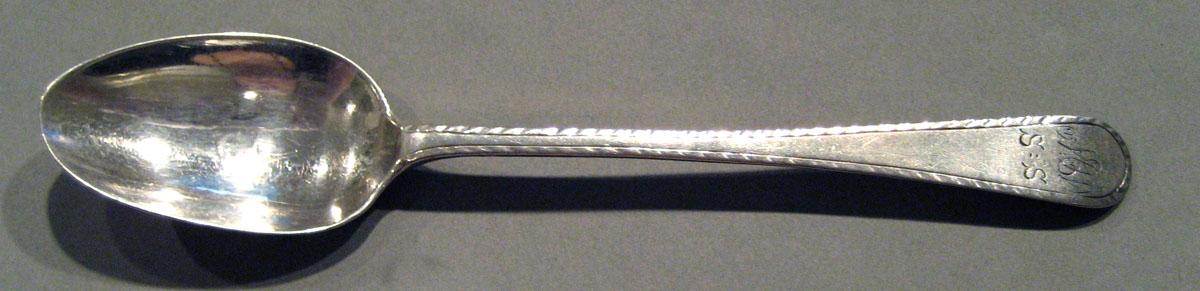 1998.0004.534.003 Silver Spoon upper surface