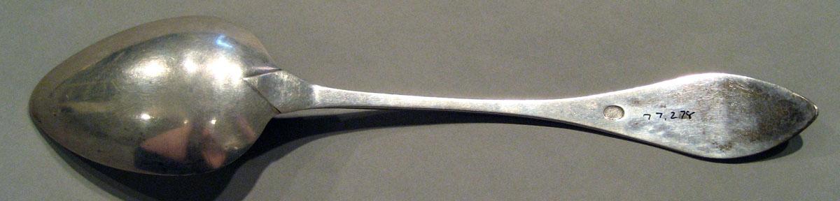 1998.0004.541 Silver Spoon underside