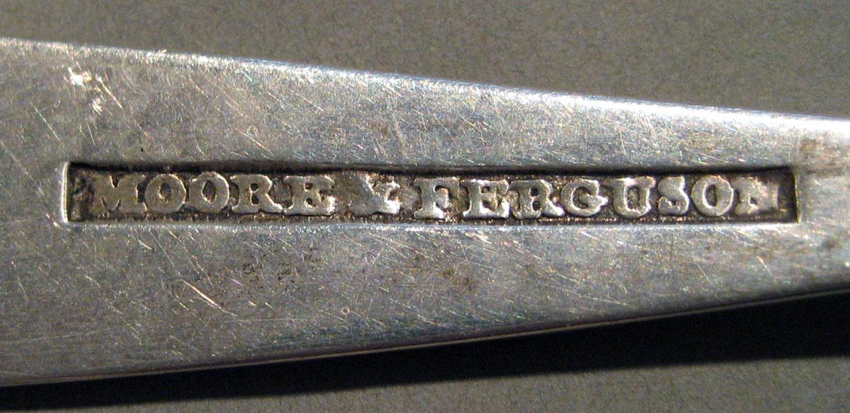 1998.0004.542 Silver Spoon mark
