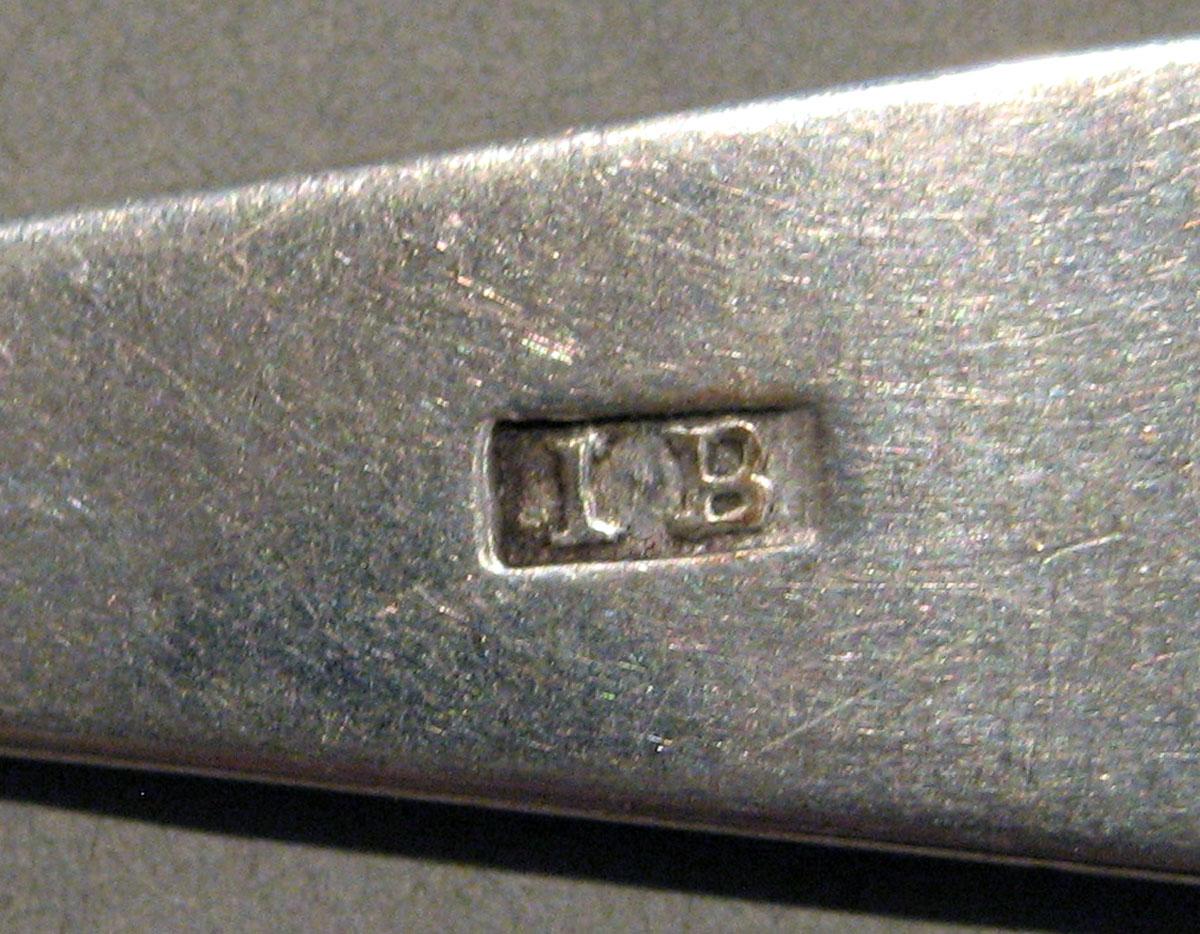 1998.0004.543 Silver Spoon mark