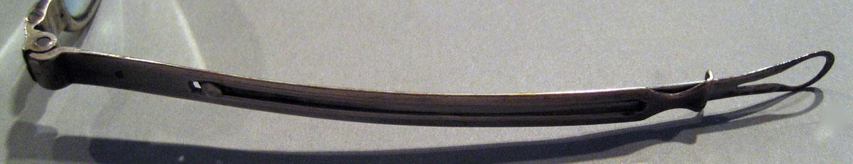 1998.0004.545 Silver Spectacles detail of stem