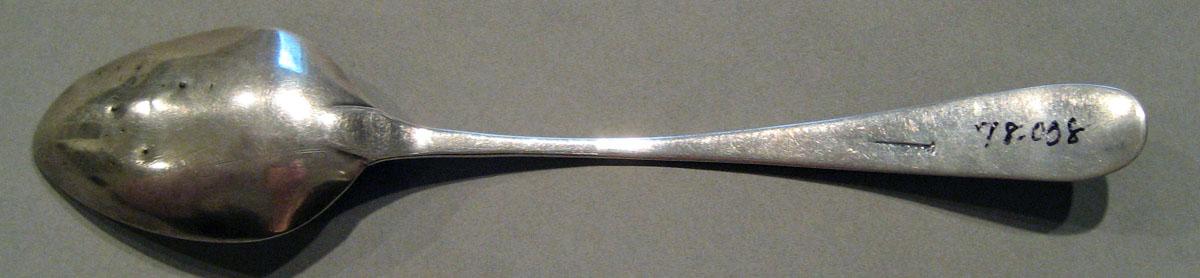 1998.0004.552 Silver Spoon underside