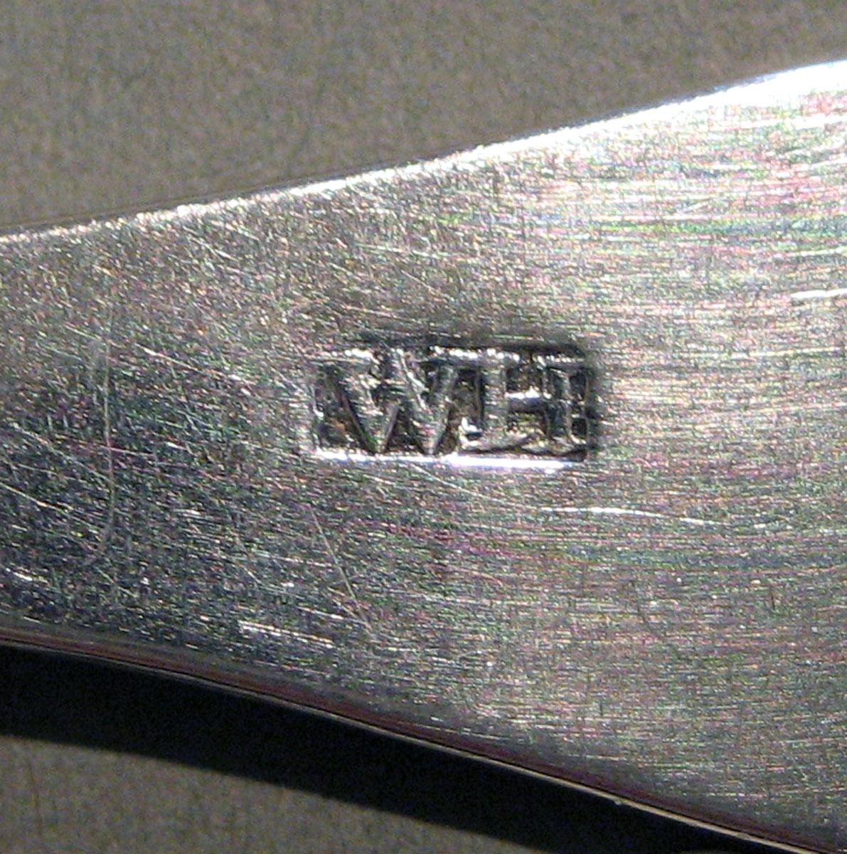1998.0004.556.001 Silver Spoon mark
