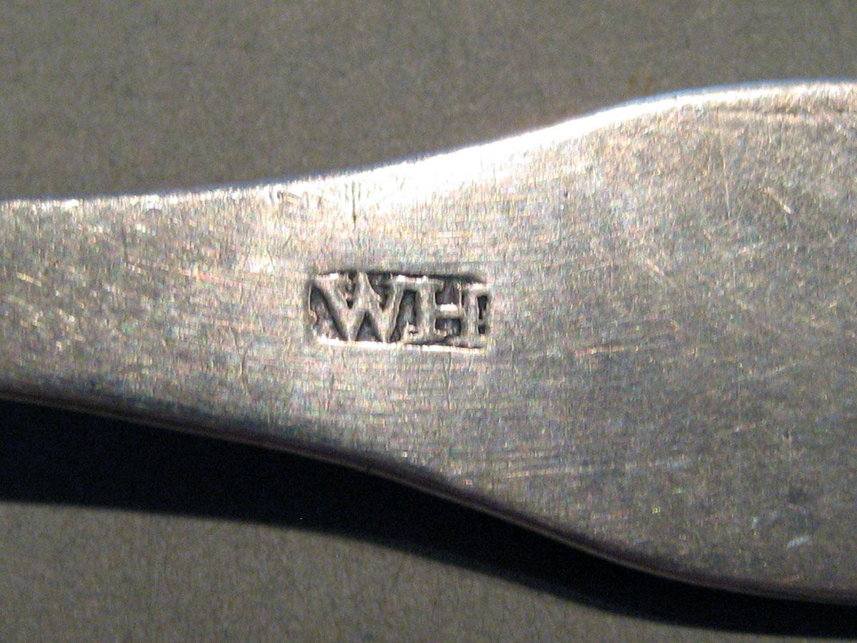 1998.0004.556.002 Silver Spoon mark
