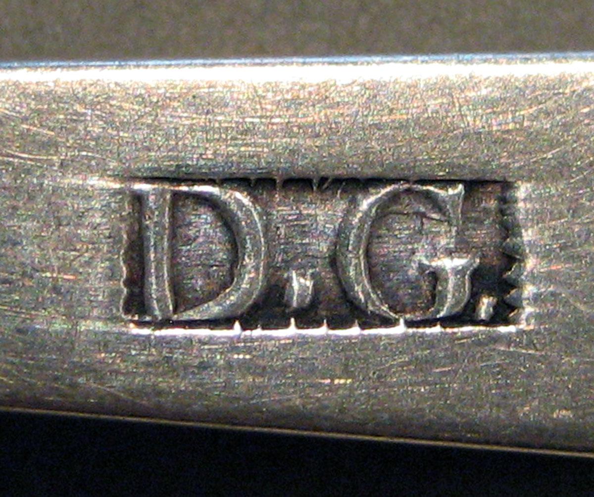 1998.0004.558.002 Silver Spoon mark