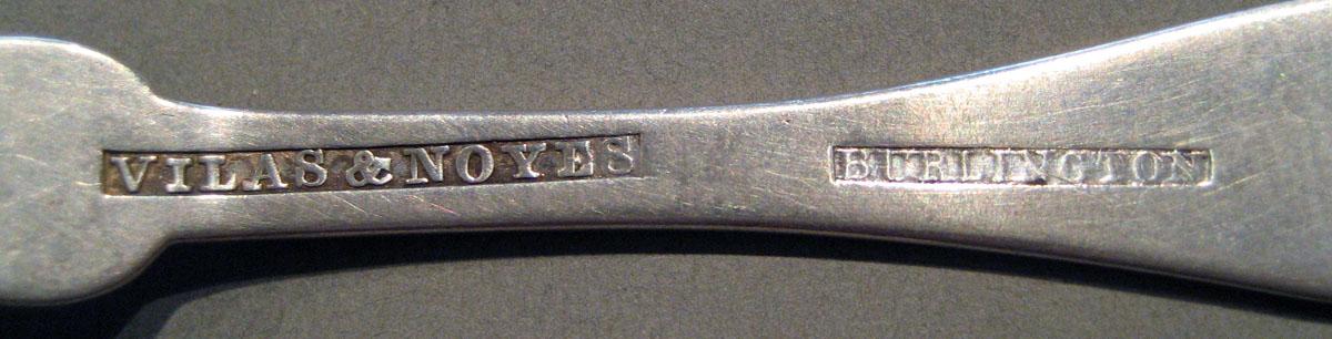 1998.0004.560.001 Silver Spoon marks