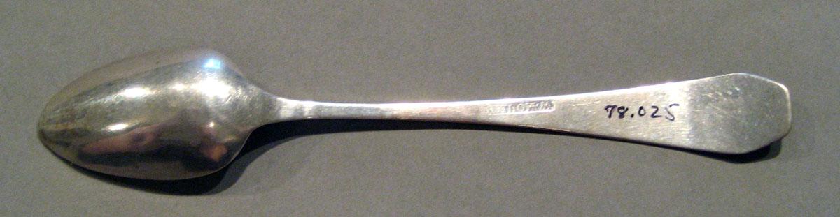 1998.0004.568 Silver Spoon underside