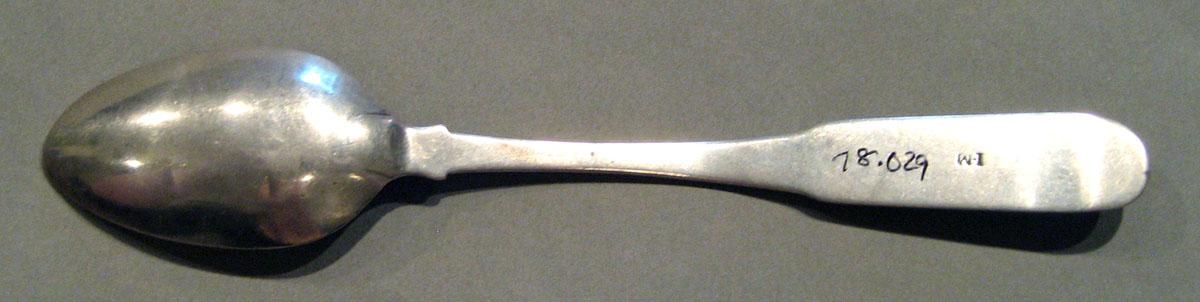 1998.0004.572.001 Silver Spoon underside