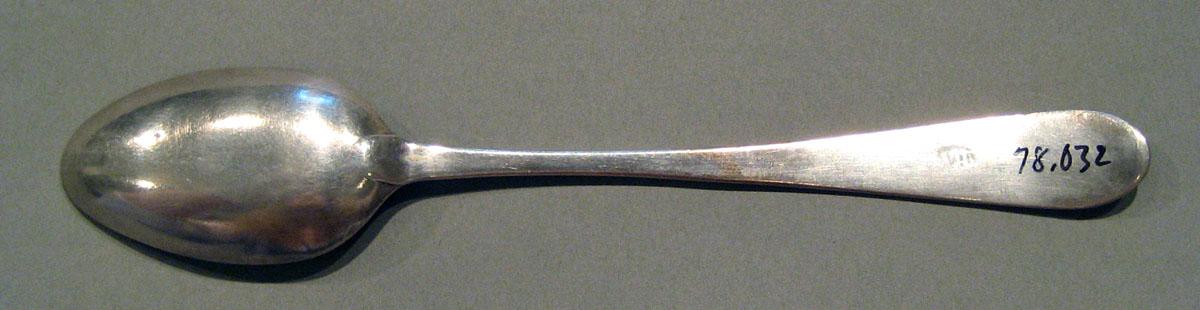 1998.0004.575 Silver Spoon underside