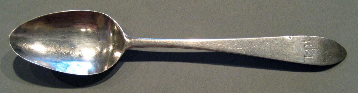 1998.0004.589 Silver Spoon upper surface