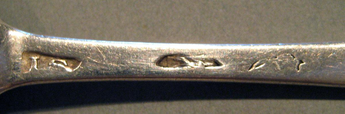 1998.0004.589 Silver Spoon mark