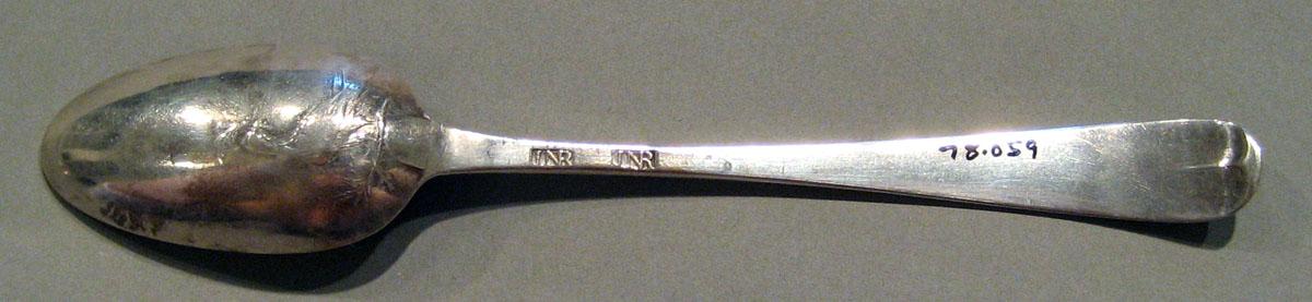 1998.0004.601.001 Silver Spoon underside