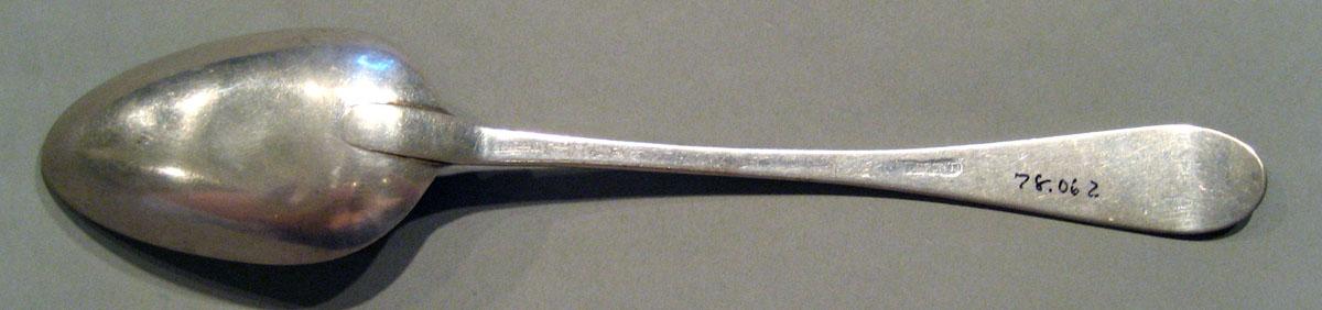 1998.0004.603.002 Silver Spoon underside
