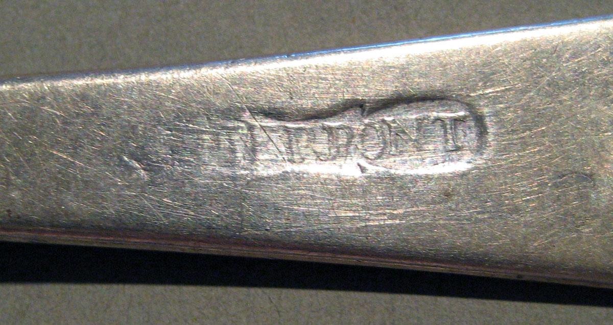 1998.0004.603.002 Silver Spoon mark