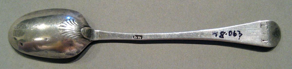 1998.0004.604.002 Silver Spoon underside
