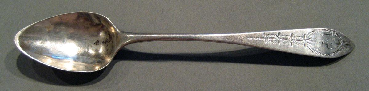 1998.0004.606 Silver Spoon upper surface