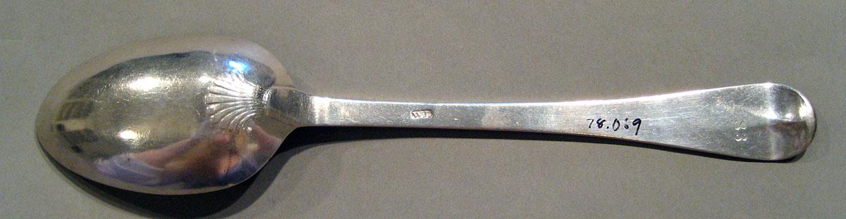1998.0004.610 Silver Spoon underside