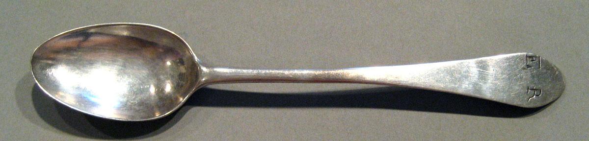 1998.0004.619 Silver Spoon upper surface