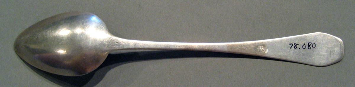 1998.0004.621 Silver Spoon underside