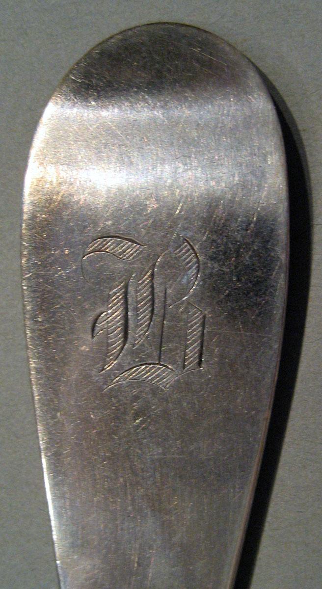 1998.0004.625 Silver Knife engraving