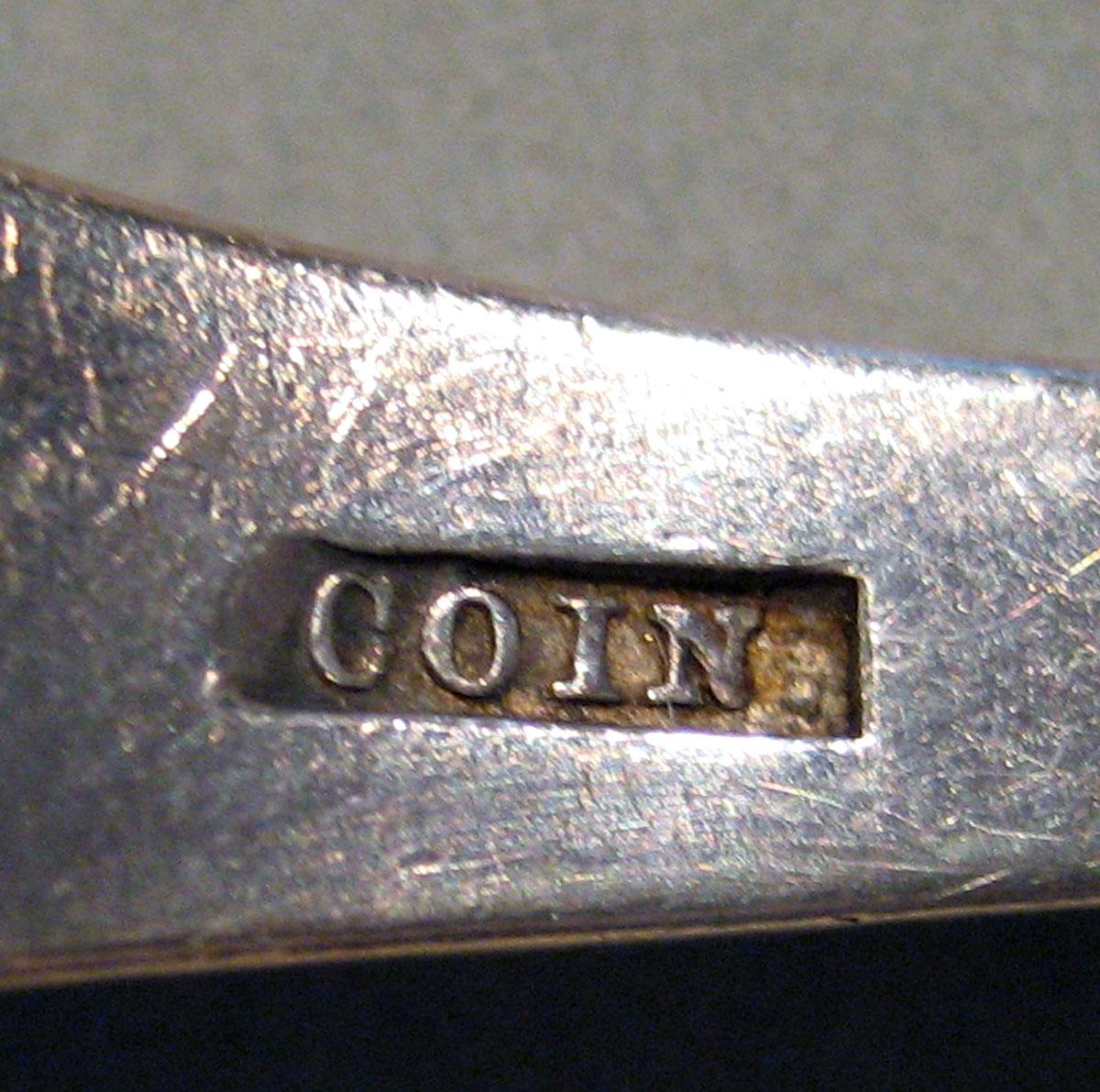 1998.0004.625 Silver Knife mark 1