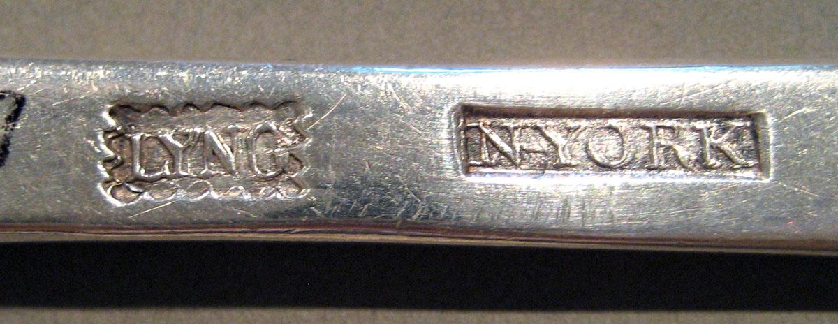 1998.0004.634 Silver Spoon mark
