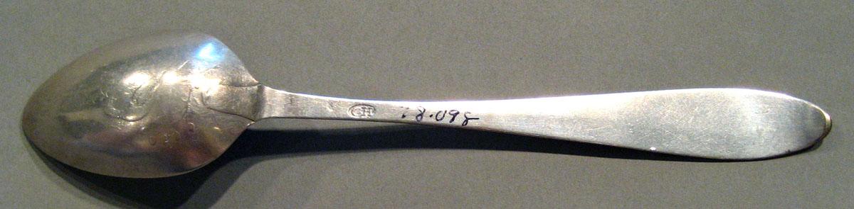 1998.0004.635.004 Silver Spoon underside