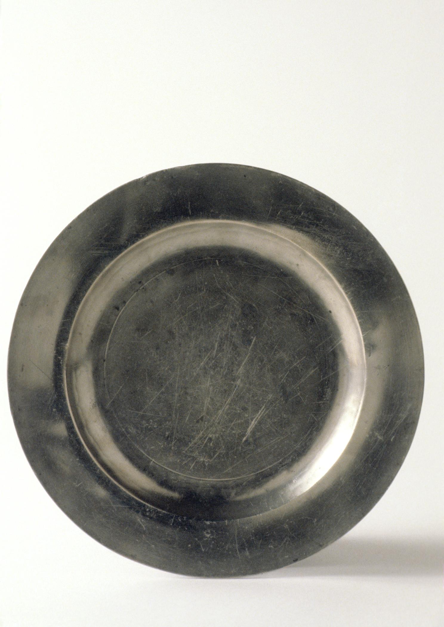 1958.0659 Pewter plate