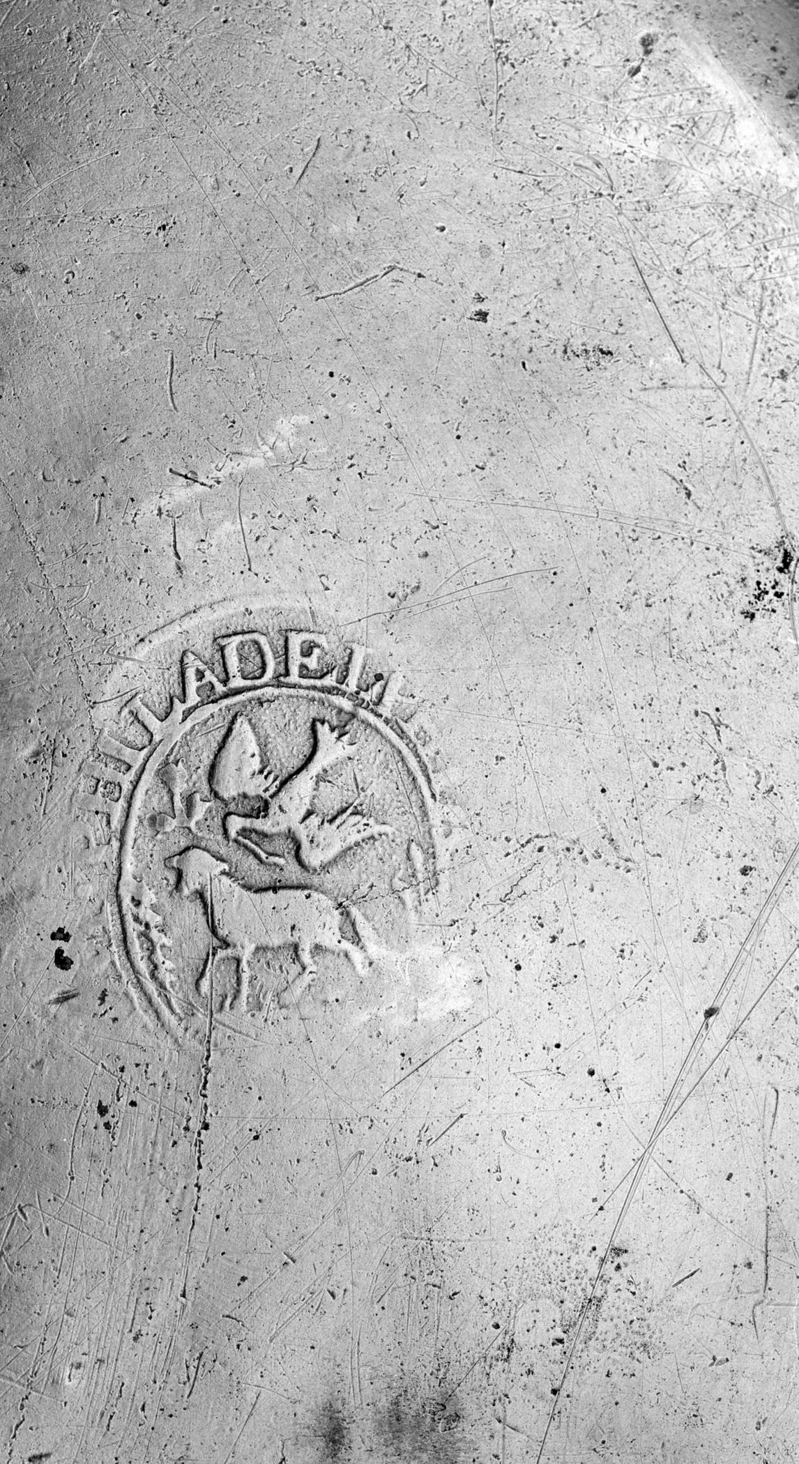 1958.0659 Pewter plate (mark 1)