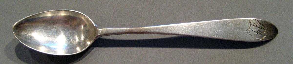 1998.0004.635.005 Silver Spoon upper surface