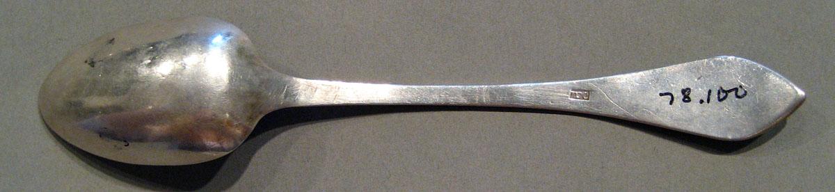 1998.0004.637 Silver Spoon underside