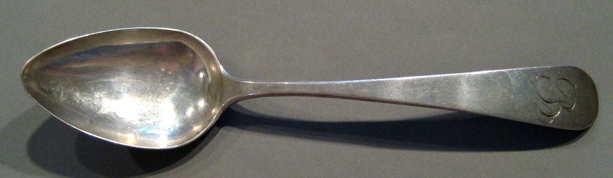 1998.0004.640.001 Silver Spoon upper surface