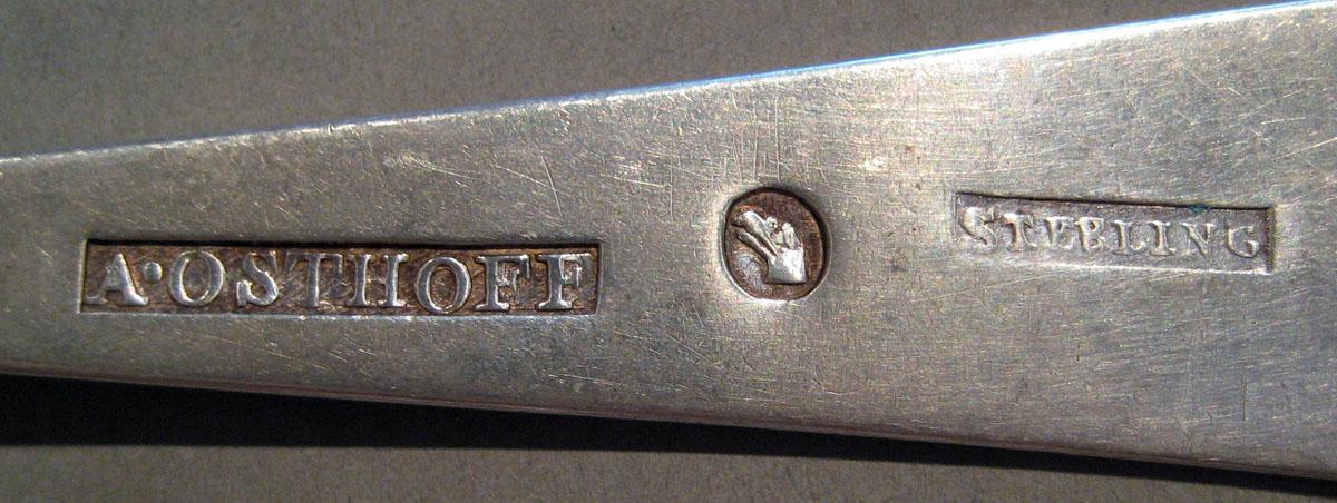 1998.0004.640.002 Silver Spoon mark