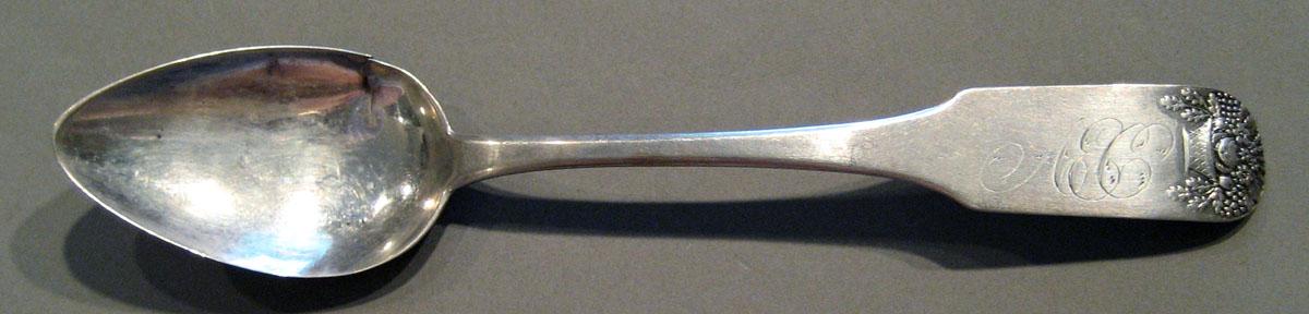 1998.0004.645.001 Silver Spoon upper surface