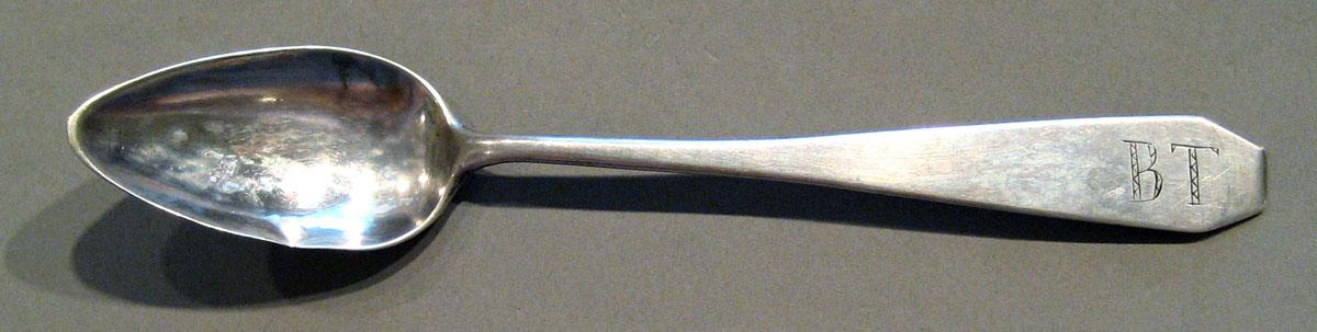 1998.0004.653 Silver Spoon upper surface