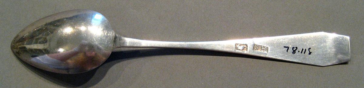 1998.0004.655.003 Silver Spoon underside