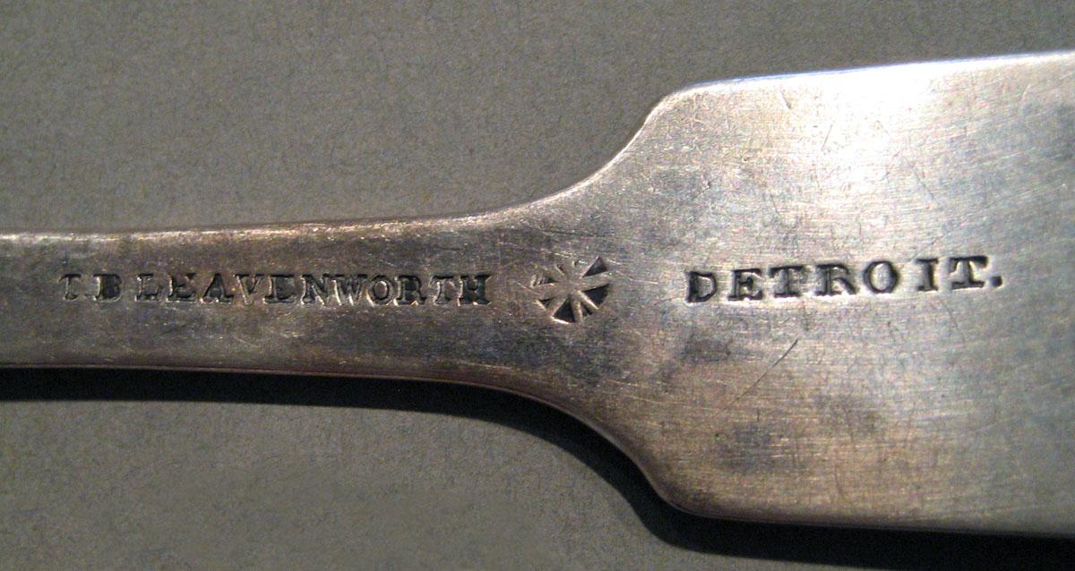 1998.0004.659.004 Silver Spoon mark