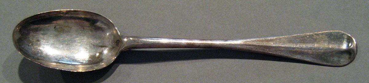1998.0004.662 Silver Spoon upper surface
