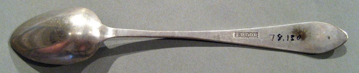 1998.0004.666 Silver Spoon underside