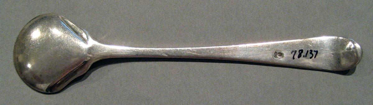 1998.0004.672 Silver Spoon underside