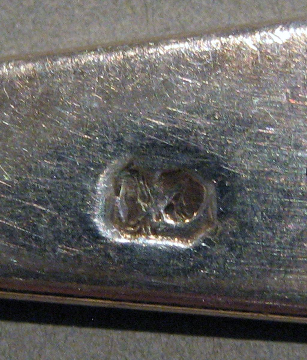 1998.0004.672 Silver Spoon mark
