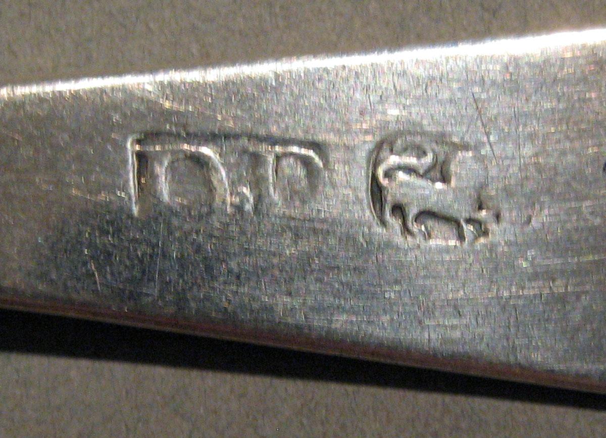 1998.0004.697 Silver Spoon mark