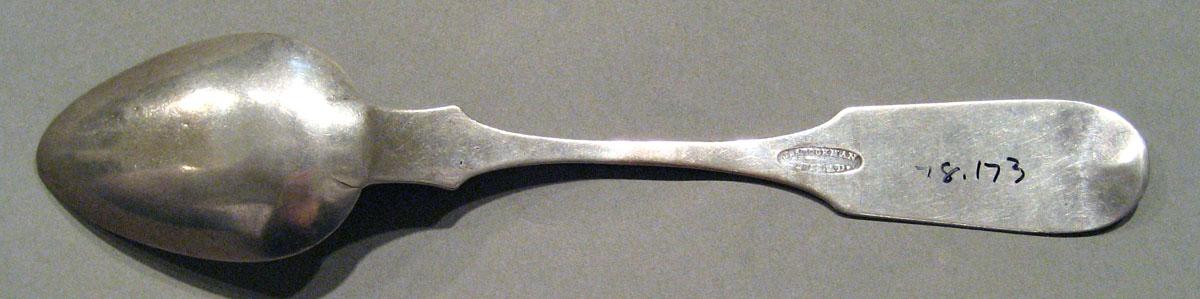 1998.0004.706.001 Silver Spoon underside