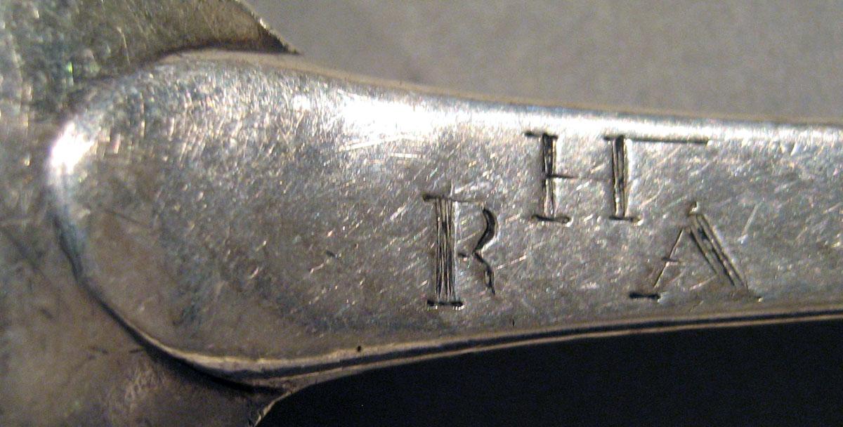 1998.0004.711.001 Silver Spoon engraving underside drop