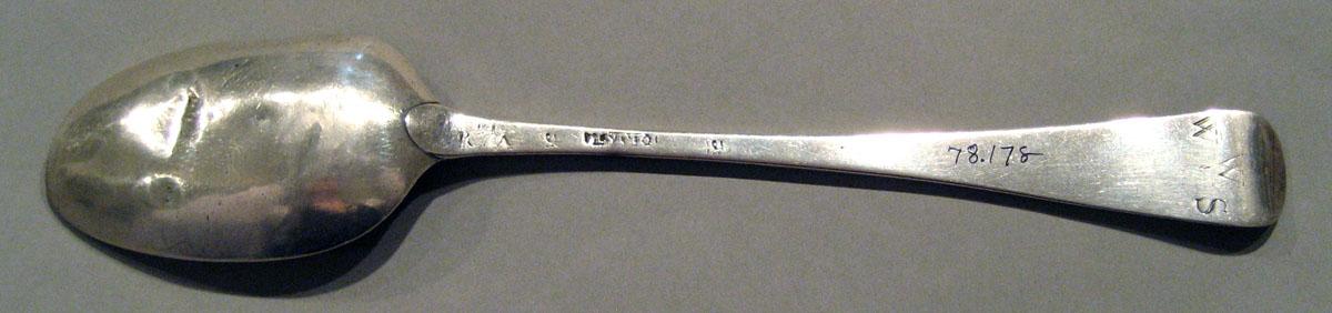 1998.0004.711.002 Silver Spoon underside