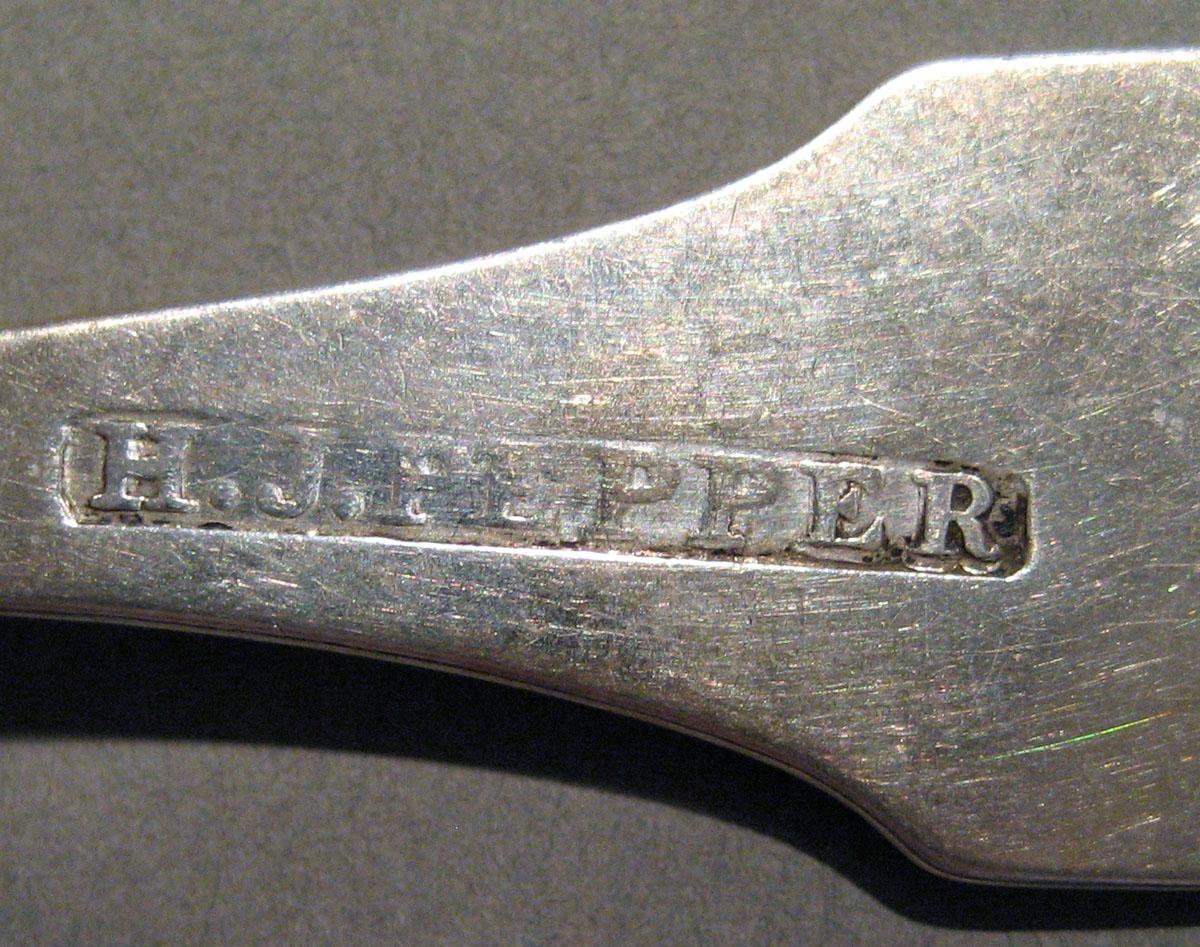 1998.0004.725 Silver Spoon mark