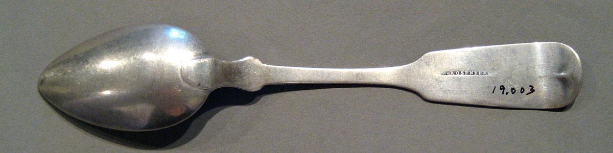 1998.0004.734.002 Silver Spoon underside