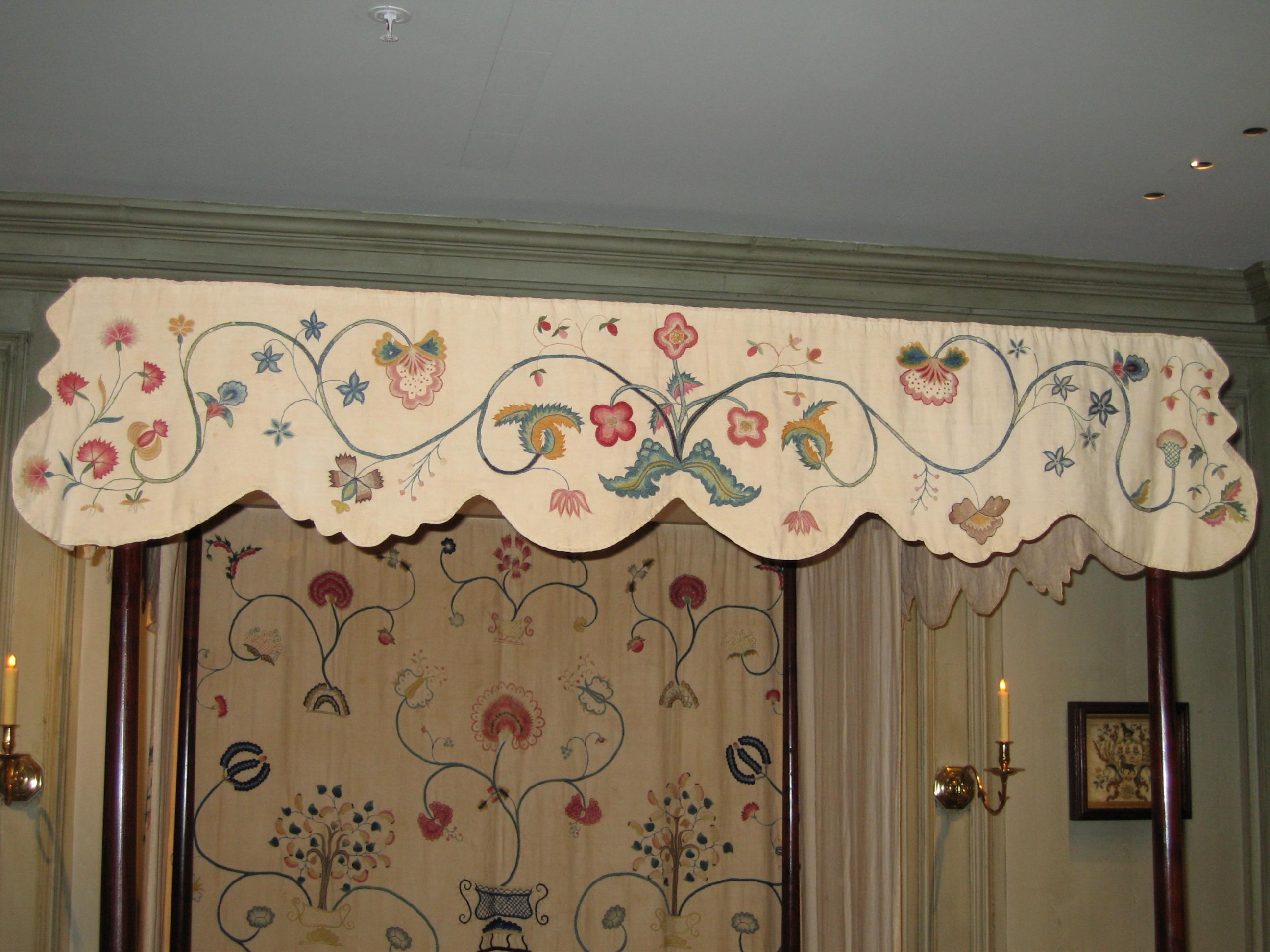 Cecil Bed Rm Bed foot valance