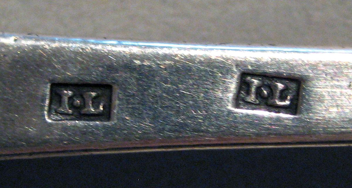 1998.0004.747.001 Silver Spoon mark